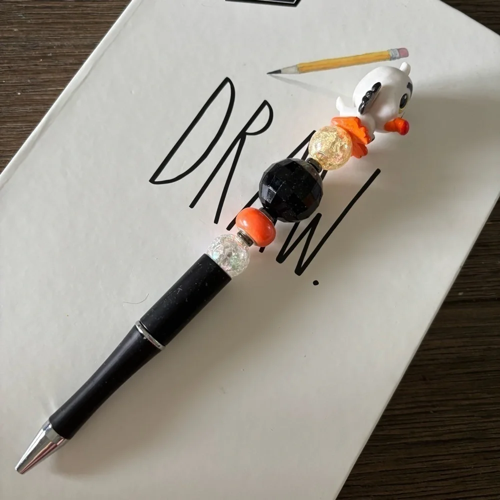Disney Doorables: The Little Mermaid: Scuttle handmade beaded pen
